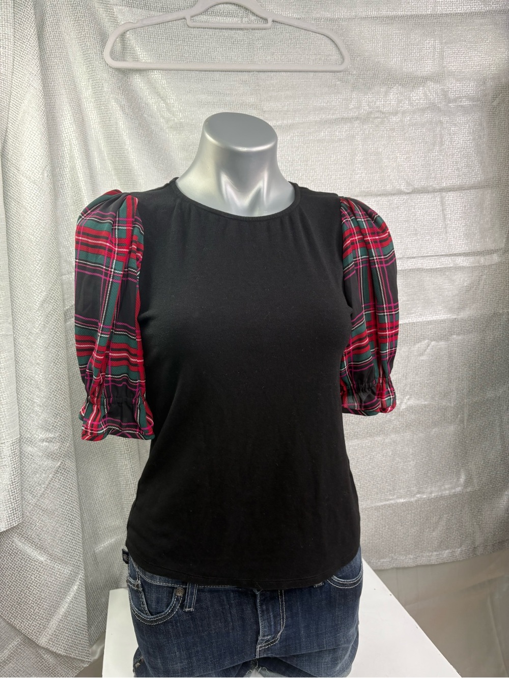 CeCe Black Top with Red Plaid Puff Sleeves - Women XS